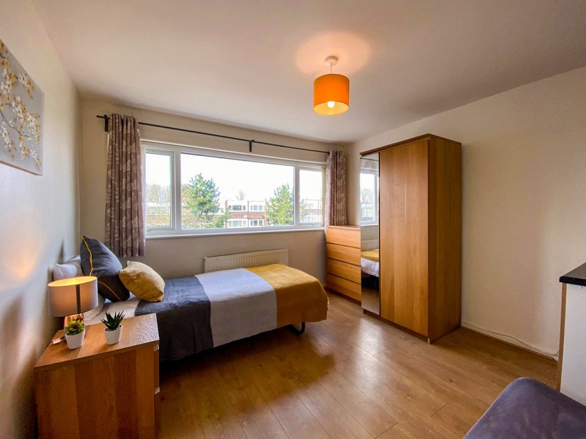 Images for Handforth Lane, , Runcorn, WA7 5YX