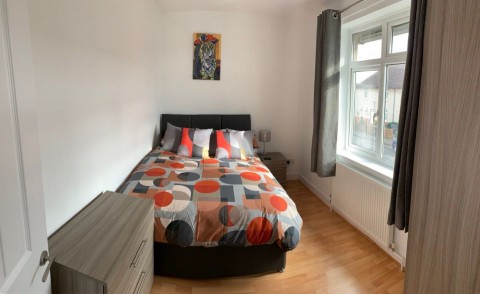 Shepherds Hill, , Guildford, GU2 9RZ - EAID:summit, BID: